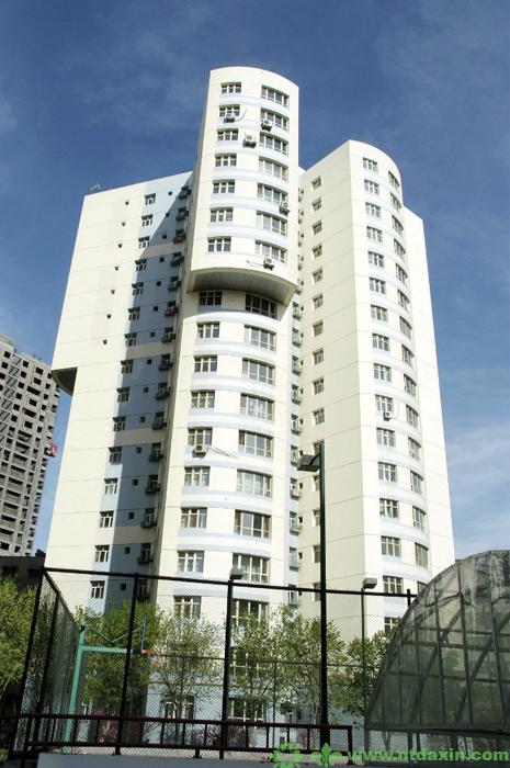 南門國際城F1高層住宅樓（新疆建筑工程天山獎、江蘇省省外“揚子杯”）